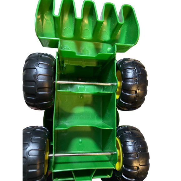 TOMY John Deere  Plastic Tractor Combine Toy Set - Picture 9 of 16